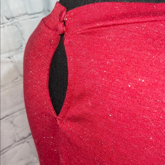 🎉SALE🎉 NWT Style & Co Shoulder Red Cut-Out 1X - Picture 13 of 16